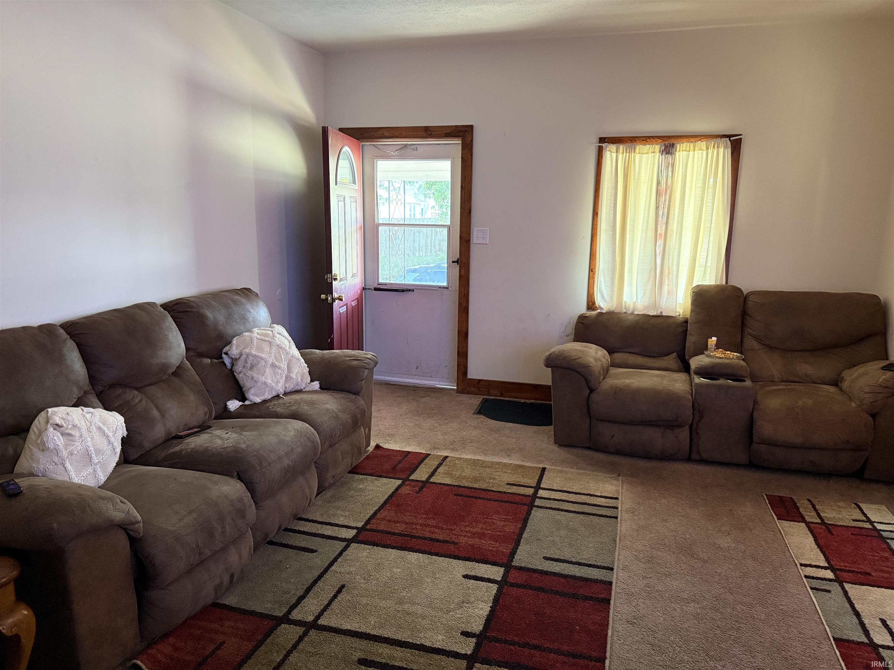 2415 Fellows Street South Bend IN 46614