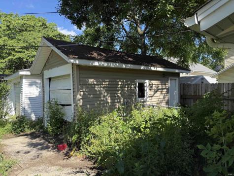 2415 Fellows Street South Bend IN 46614