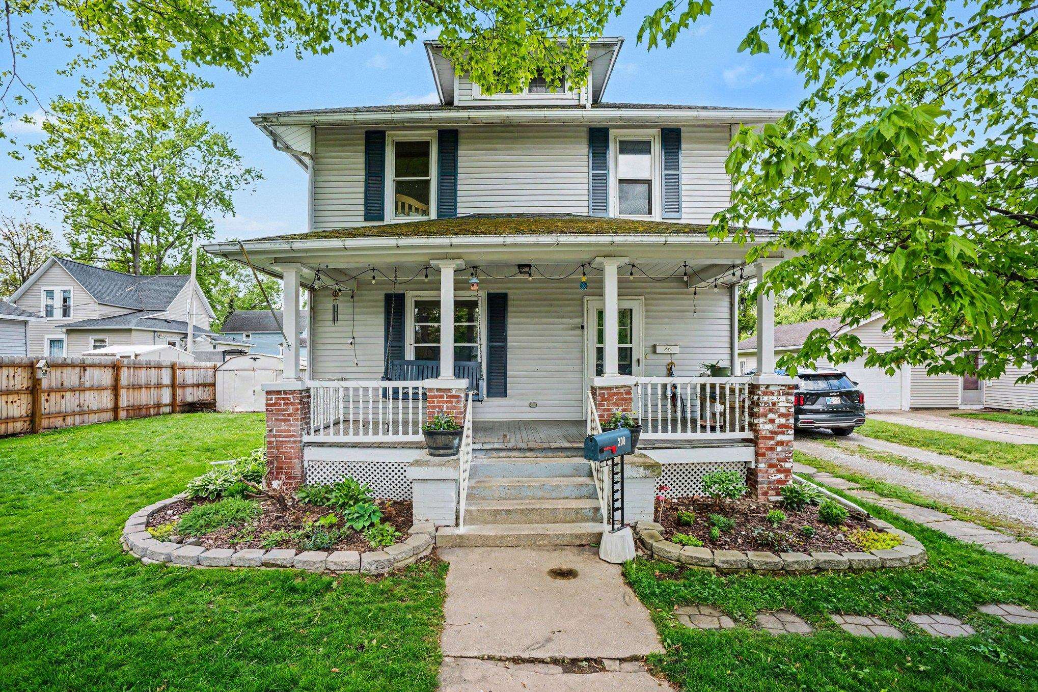 208 N Nappanee Street Nappanee IN 46550