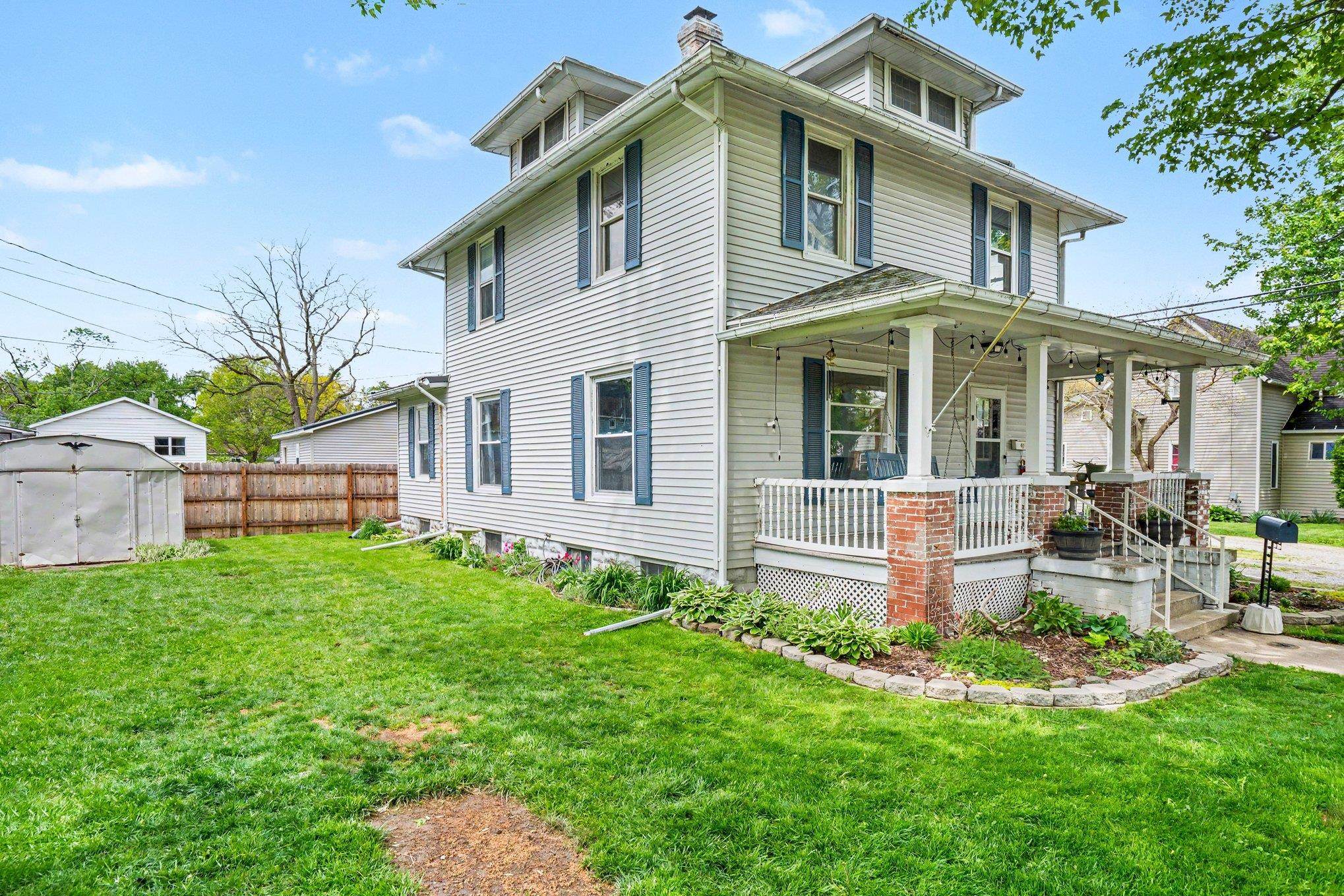 208 N Nappanee Street Nappanee IN 46550
