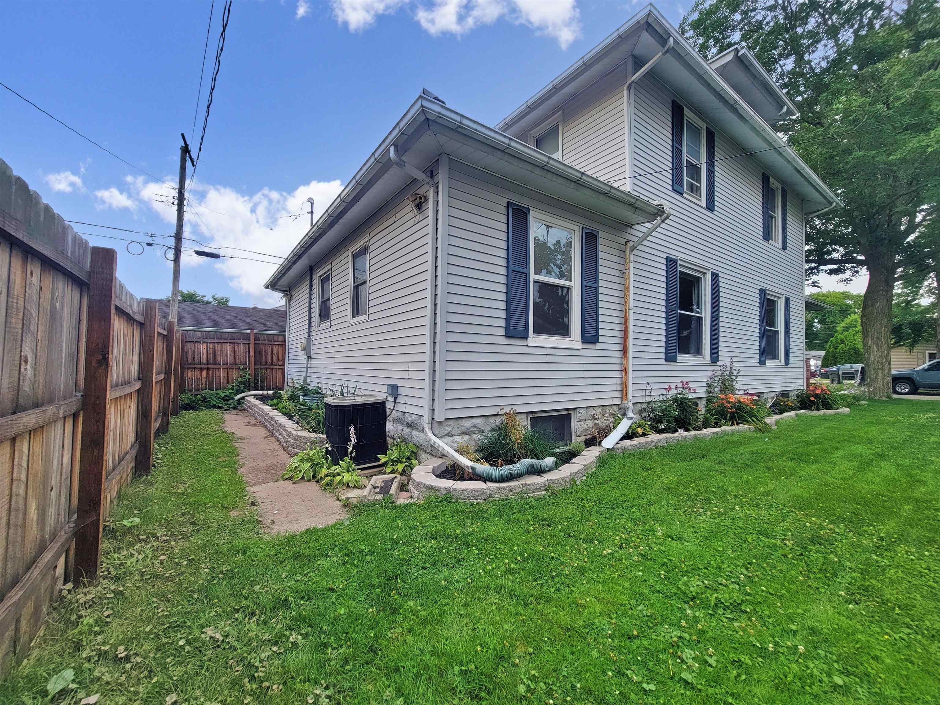 208 N Nappanee Street Nappanee IN 46550