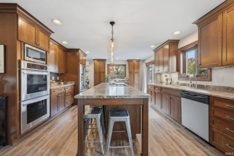 1440 Park Hill Drive Huntington IN 46750
