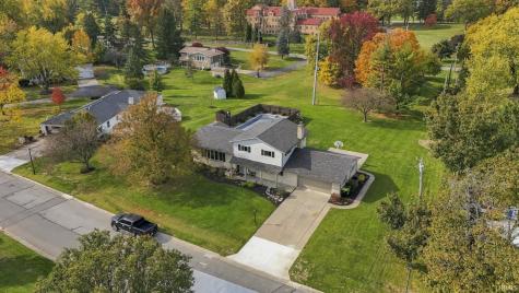1440 Park Hill Drive Huntington IN 46750