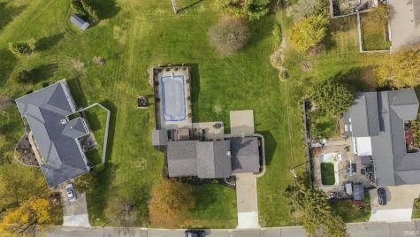 1440 Park Hill Drive Huntington IN 46750