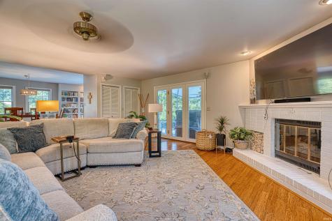 4019 Jennings Lane Evansville IN 47720