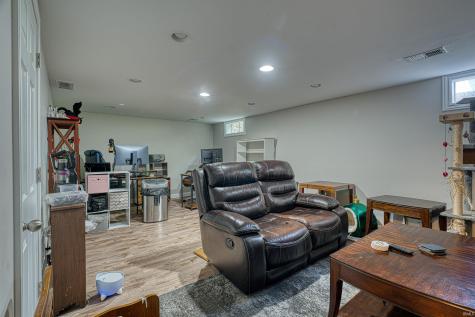4019 Jennings Lane Evansville IN 47720