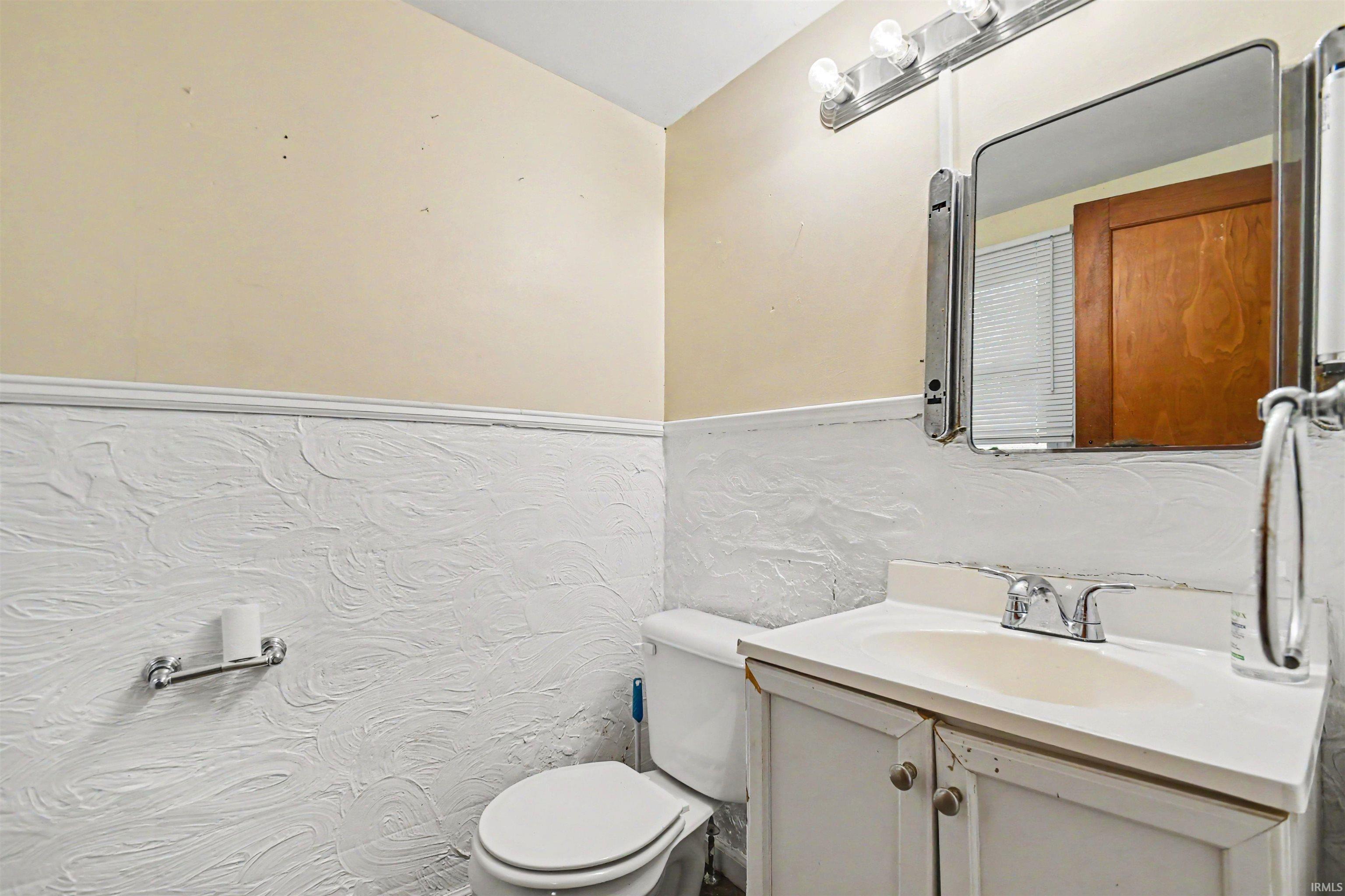 123 E Victoria Street South Bend IN 46614
