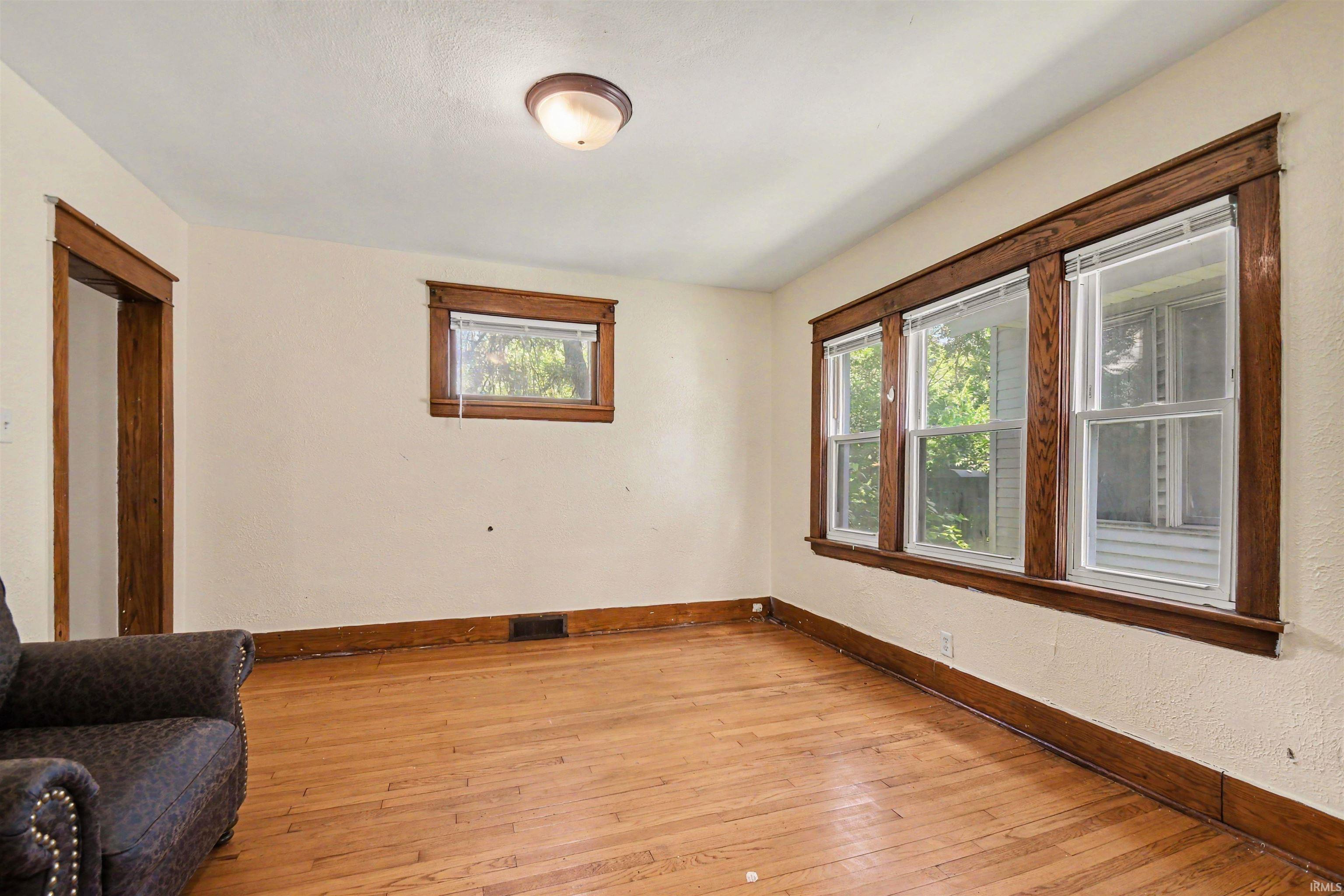 123 E Victoria Street South Bend IN 46614