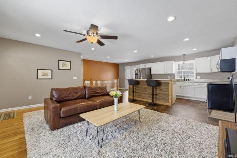 390 Hickory Heights Drive Bedford IN 47421