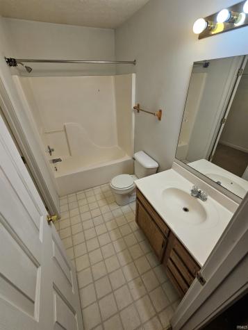 5182 Highland Cove Court Monticello IN 47960