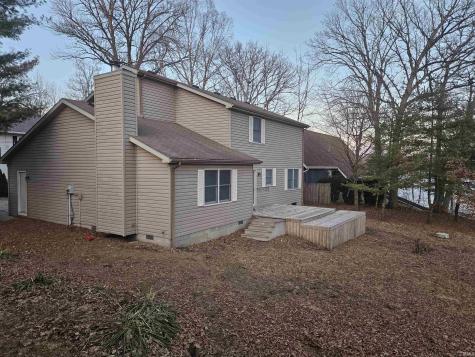 5182 Highland Cove Court Monticello IN 47960