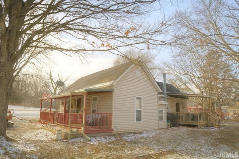 6862 N Jackson Street Attica IN 47918