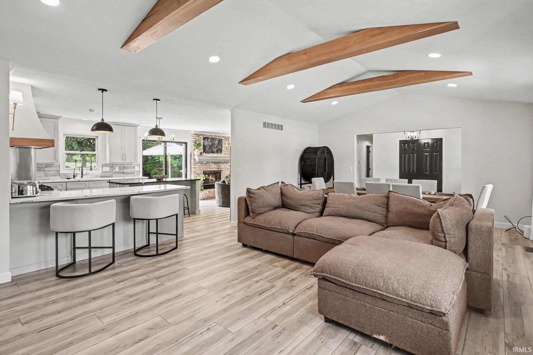 59789 Settlers Trail Osceola IN 46561