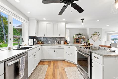 1322 Country Club Terrace Warsaw IN 46580