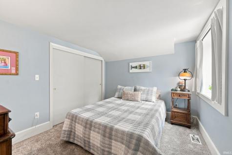 1322 Country Club Terrace Warsaw IN 46580