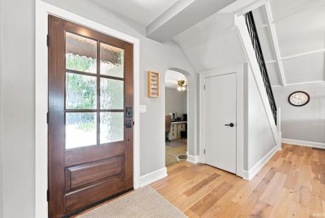 1322 Country Club Terrace Warsaw IN 46580