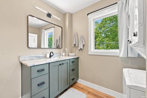 1322 Country Club Terrace Warsaw IN 46580