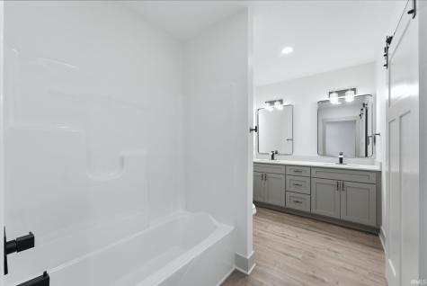 3708 Grayston Avenue Fort Wayne IN 46806