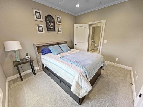 5115 Paddock Drive Evansville IN 47715