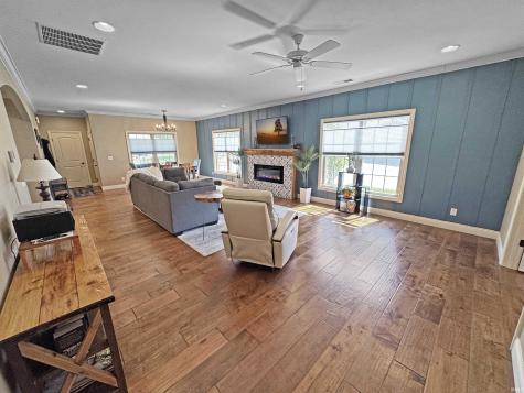 5115 Paddock Drive Evansville IN 47715