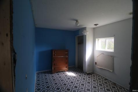 12628 W 150 N Street Linton IN 47441