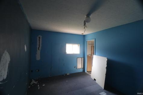 12628 W 150 N Street Linton IN 47441
