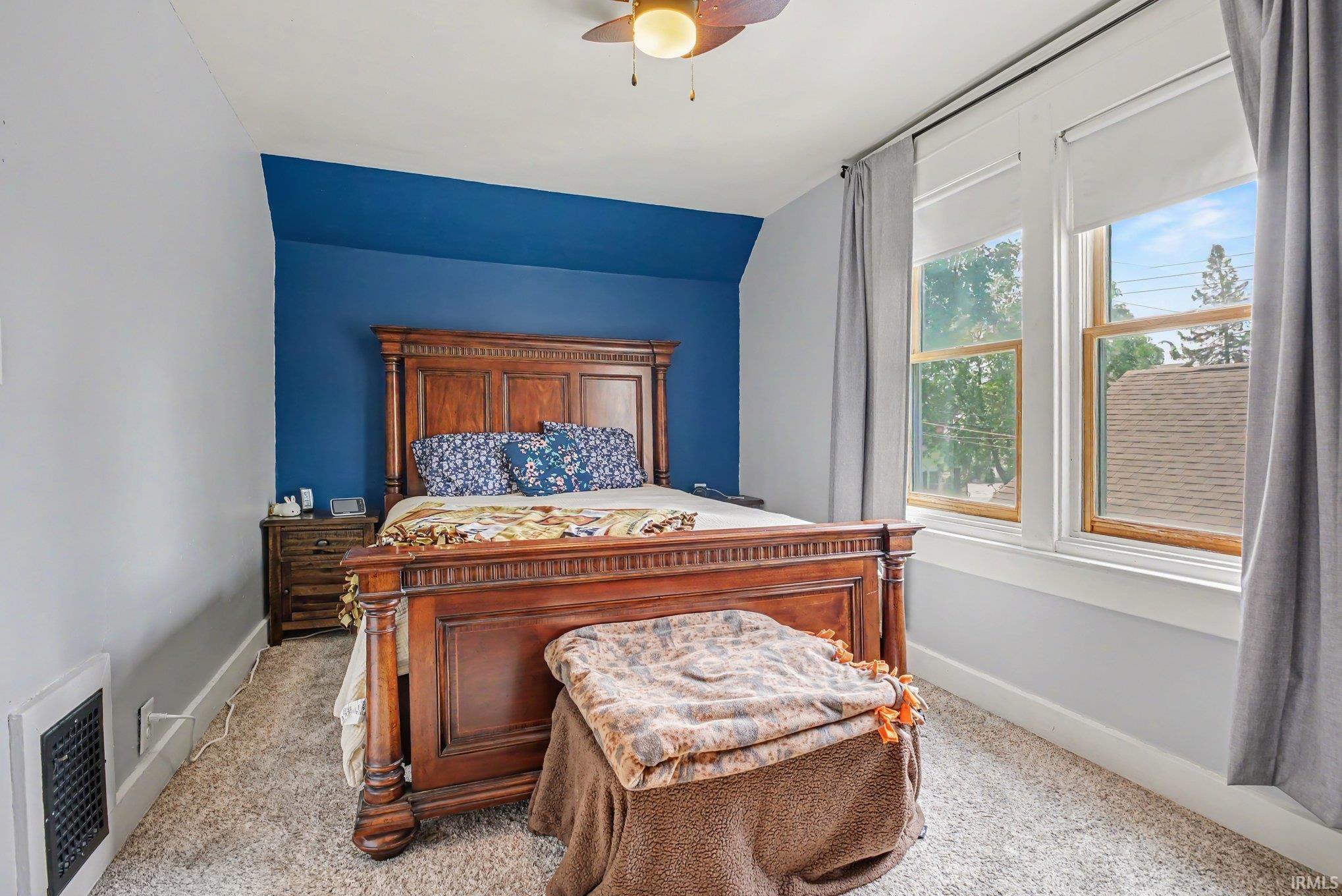 209 S Cottage Avenue Goshen IN 46526