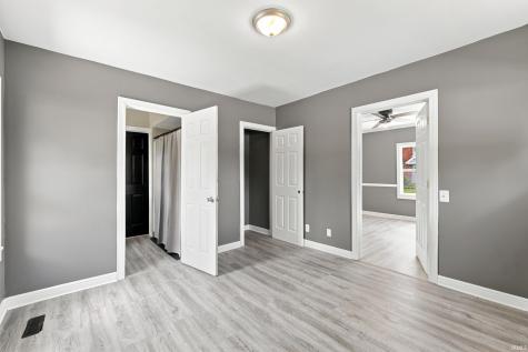 212 W Lincolnway Road Ligonier IN 46767