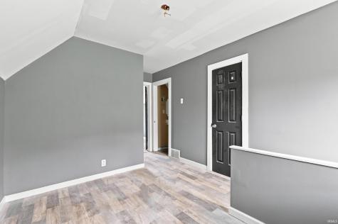 212 W Lincolnway Road Ligonier IN 46767