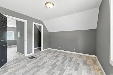 212 W Lincolnway Road Ligonier IN 46767