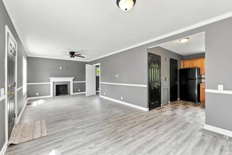212 W Lincolnway Road Ligonier IN 46767