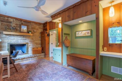 1101 Thompson Avenue Evansville IN 47715