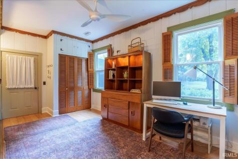 1101 Thompson Avenue Evansville IN 47715