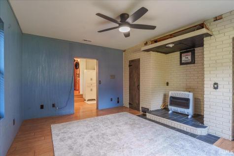 1101 Thompson Avenue Evansville IN 47715
