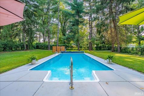 1101 Thompson Avenue Evansville IN 47715