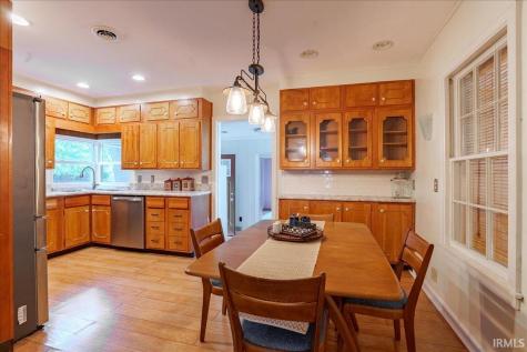 1101 Thompson Avenue Evansville IN 47715