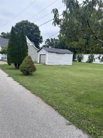 1817 North Street Washington IN 47501