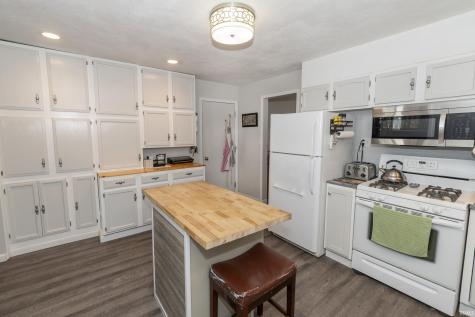 211 E Russ Avenue Mishawaka IN 46545