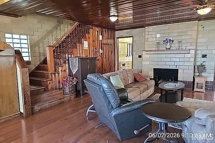 3717 Lakeshore Drive Bremen IN 46506