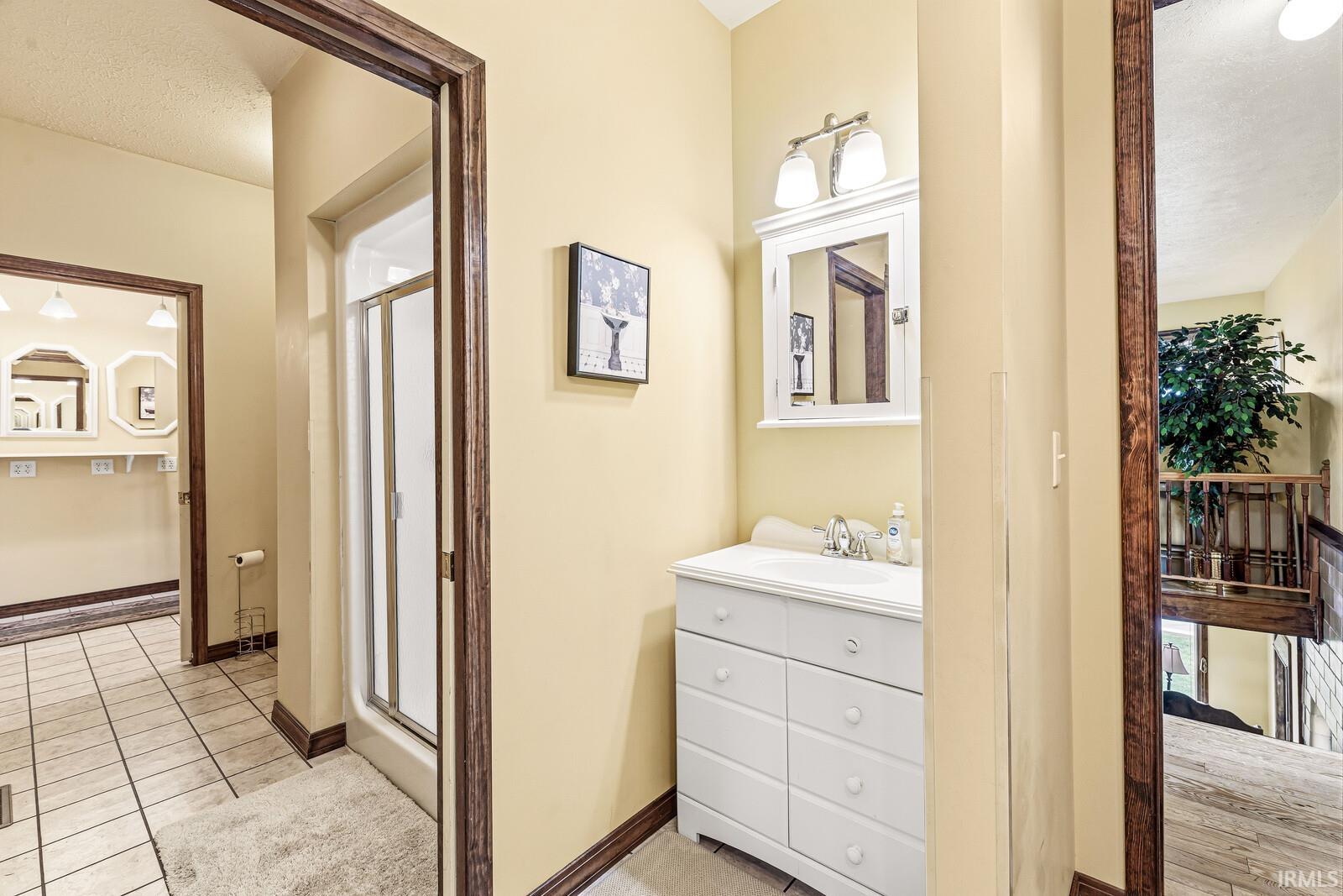 3717 Lakeshore Drive Bremen IN 46506