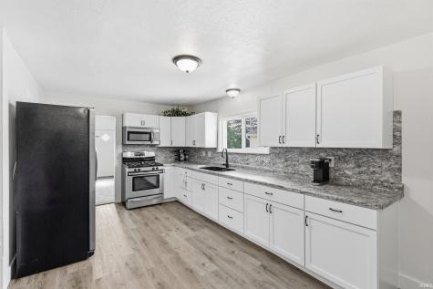 731 Saint Francis Drive Fort Wayne IN 46808