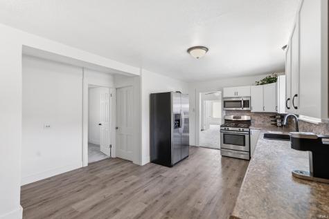 731 Saint Francis Drive Fort Wayne IN 46808