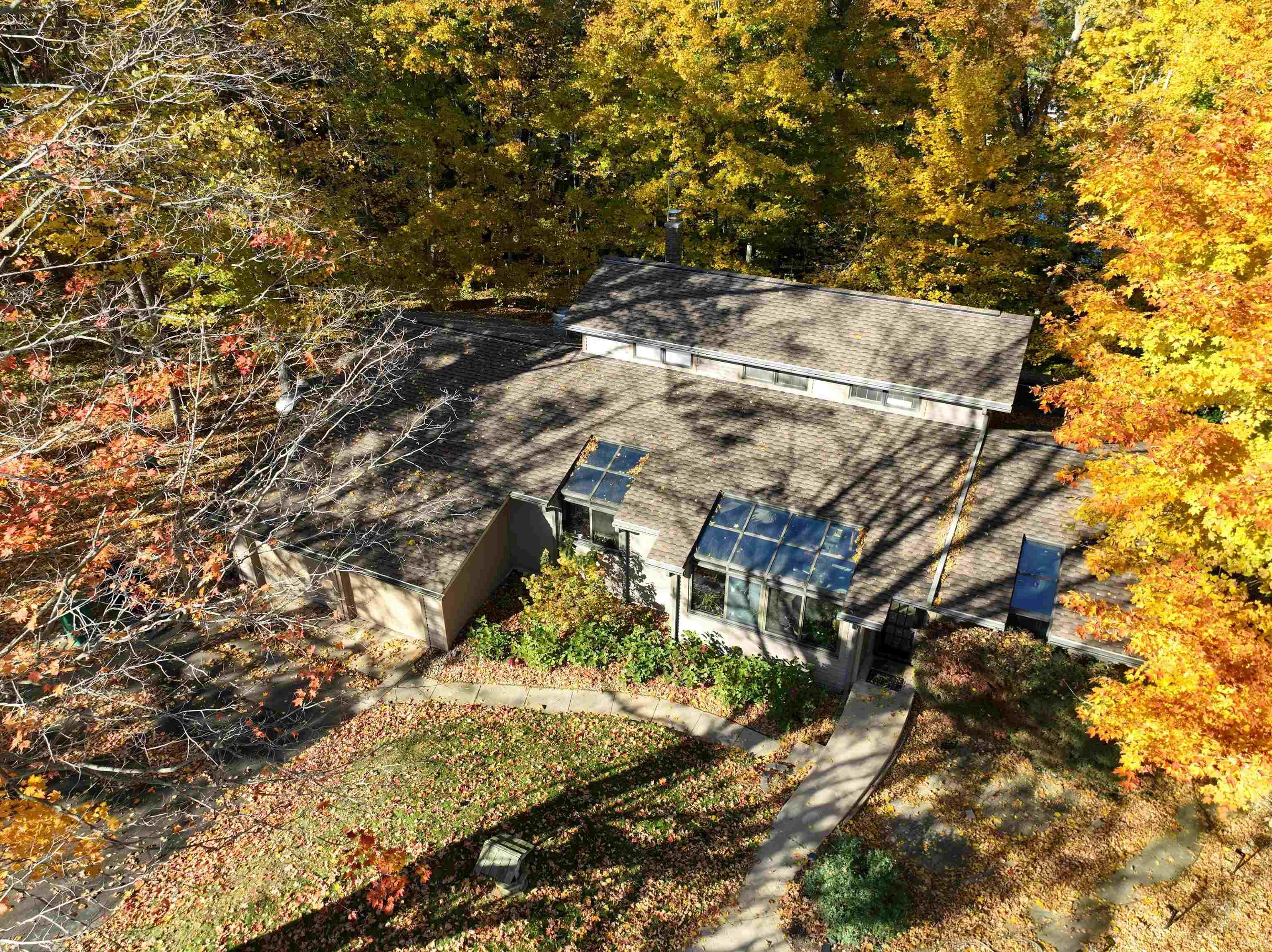 66110 Oak Road Lakeville IN 46536