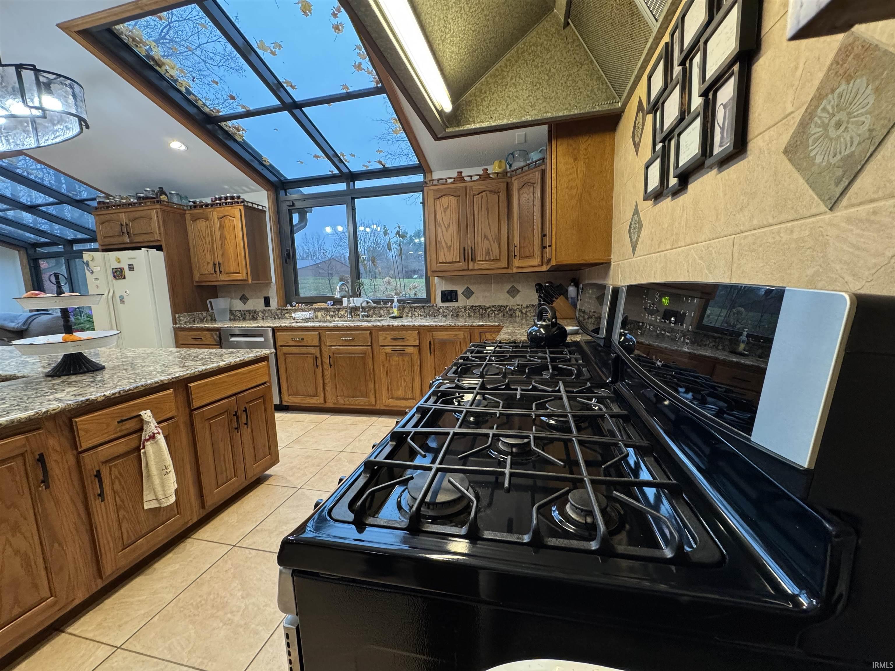 66110 Oak Road Lakeville IN 46536