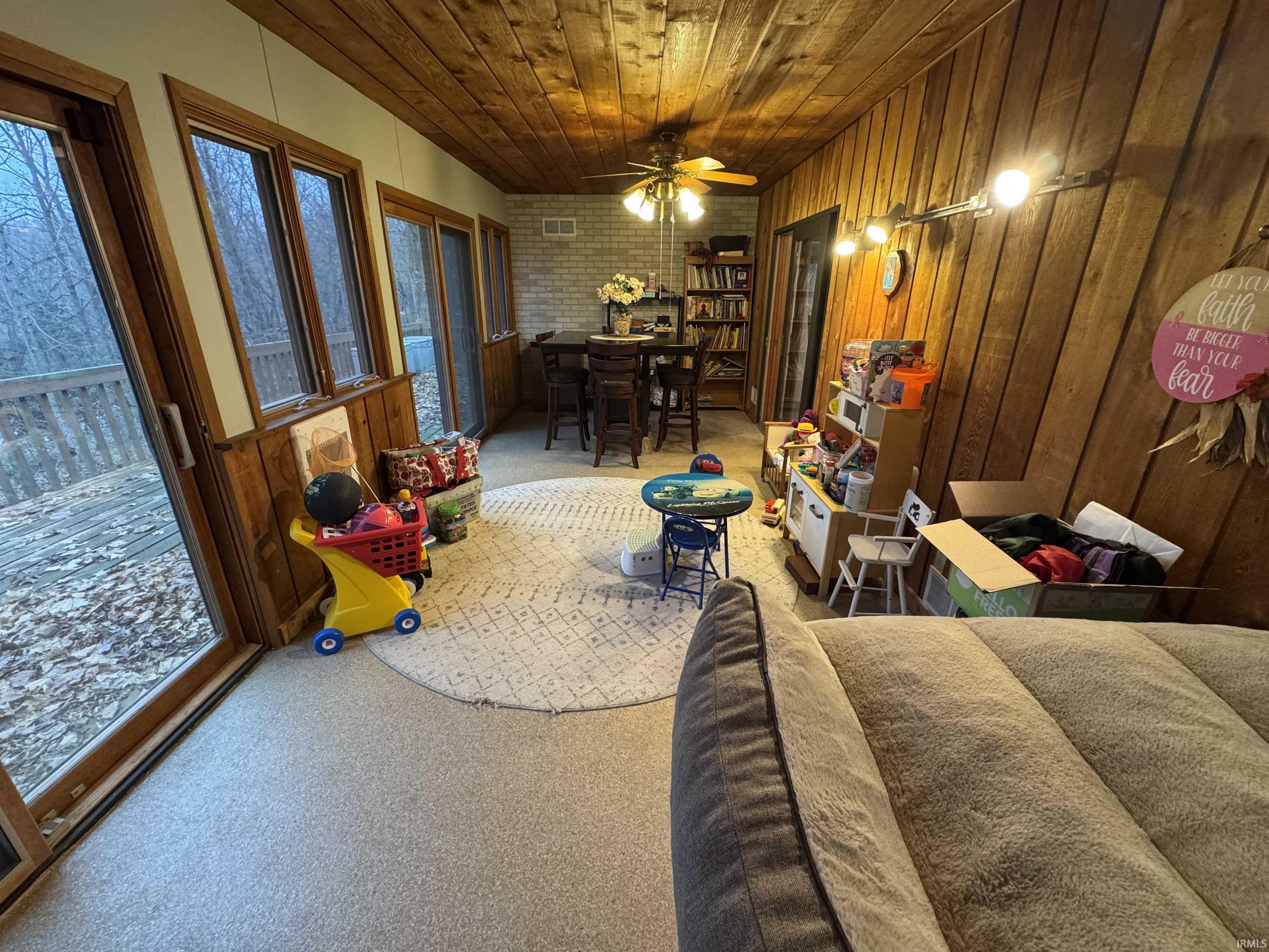 66110 Oak Road Lakeville IN 46536