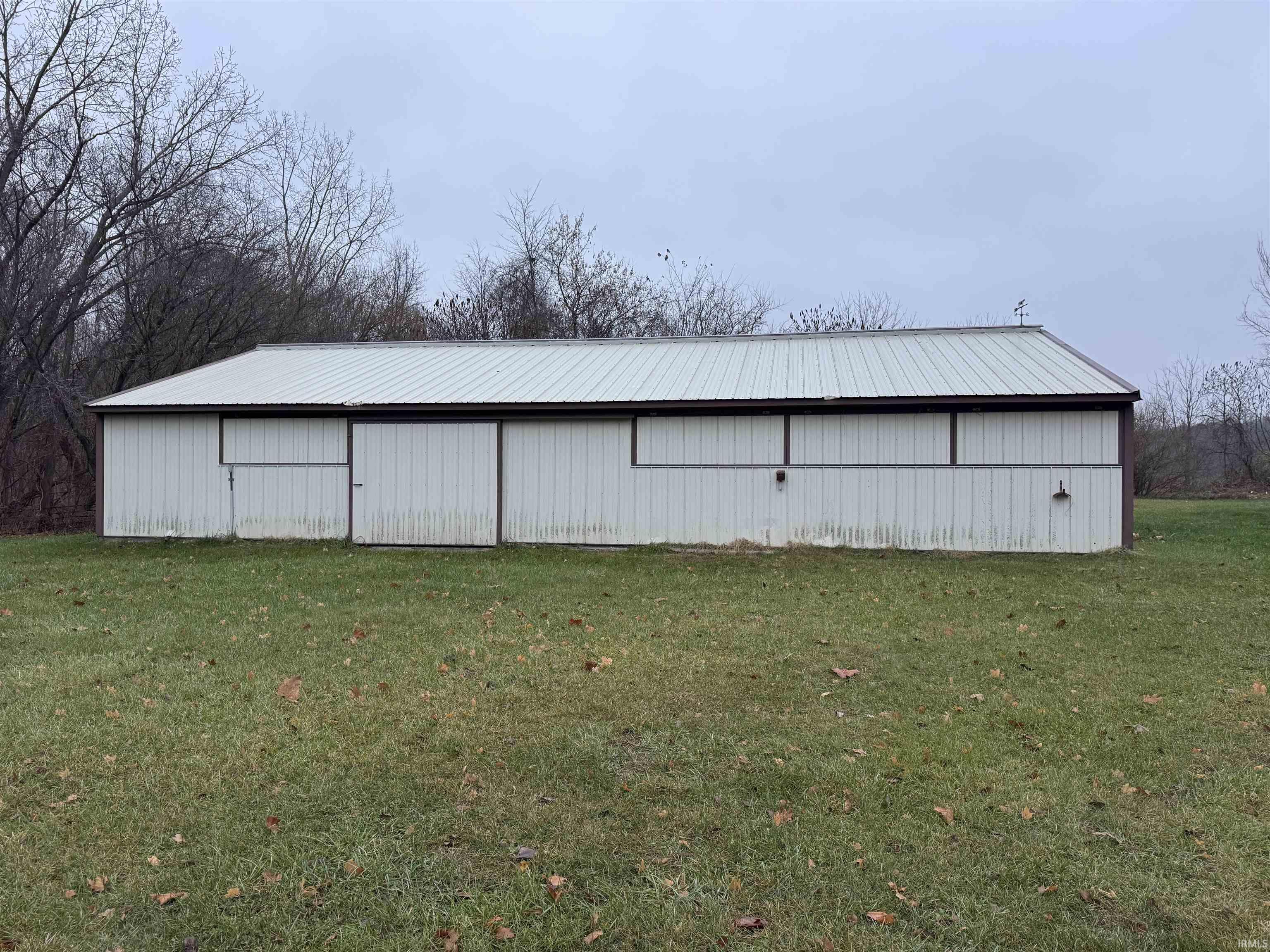 66110 Oak Road Lakeville IN 46536