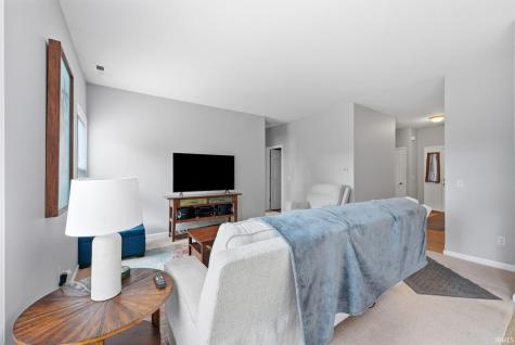315 Treeline Cove Fort Wayne IN 46825