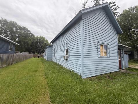 516 E Grant Street Hartford City IN 47348