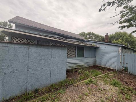 516 E Grant Street Hartford City IN 47348