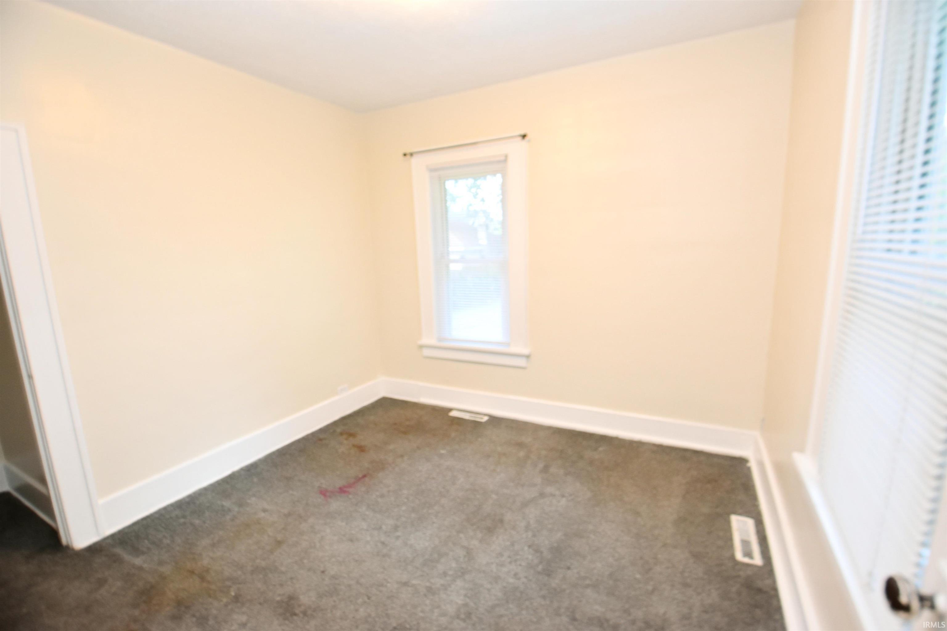 905 Altgeld Street South Bend IN 46614
